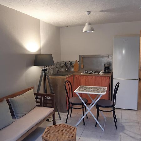 La Ferme De Manon Apartment Montferrat  Екстериор снимка