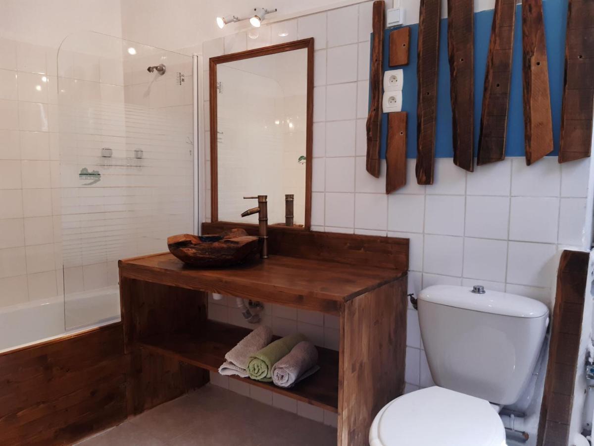 La Ferme De Manon Apartment Montferrat  Екстериор снимка